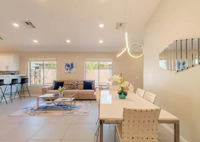 Cozy Desert Escape With Modern Comfortsvilla