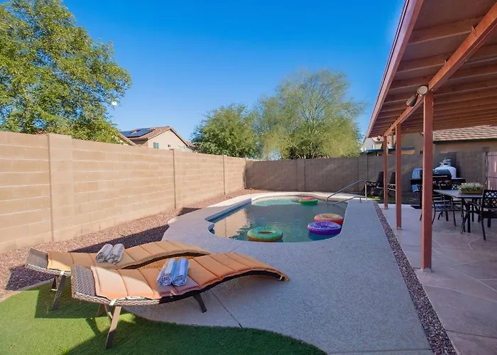 Cozy Desert Escape With Modern Comfortsvilla